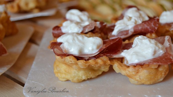 Cartellate salate con stracciatella e&nbsp;capocollo