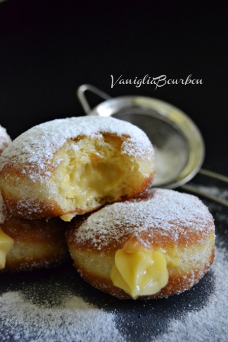 Bomboloni alla crema