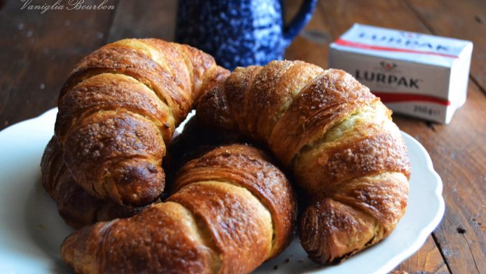 Cornetti sfogliati fatti a&nbsp;mano